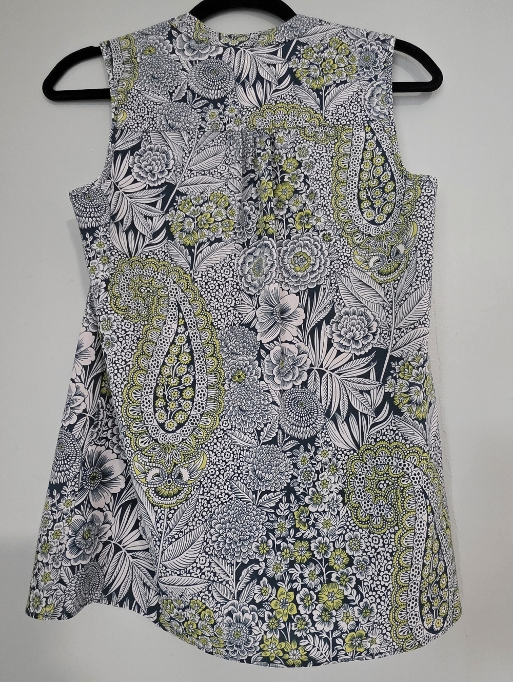 J.Crew Sleeveless Floral Paisley Popover Top in Navy & Lime - Picture 4 of 5
